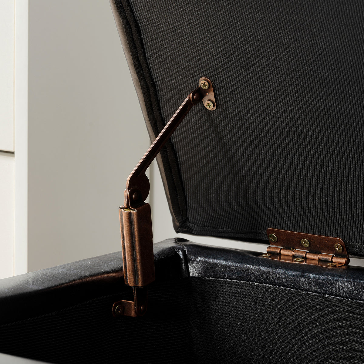 Storage Ottoman with Wooden Legs, Faux Leather Ottoman with Storage for Living Room, Bedroom & Hallway, Ottoman Foot Rest, 38.4' Black Ottoman W68053161-djyc