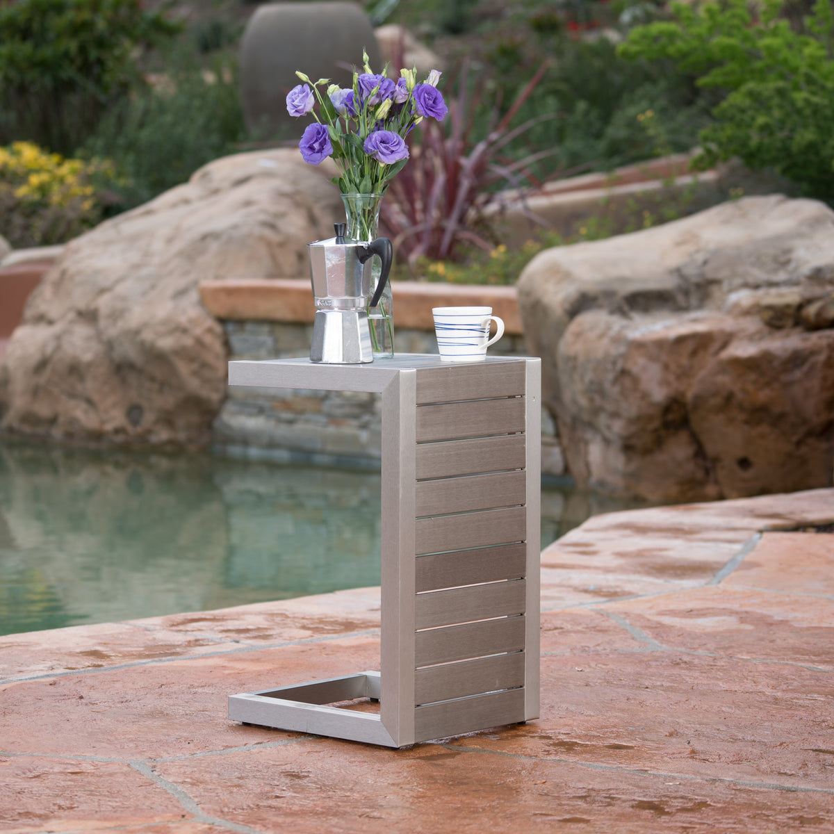 Modern C-Shaped Outdoor Side Table – Sleek Aluminum Frame for Patio and Poolside 59990-djyc