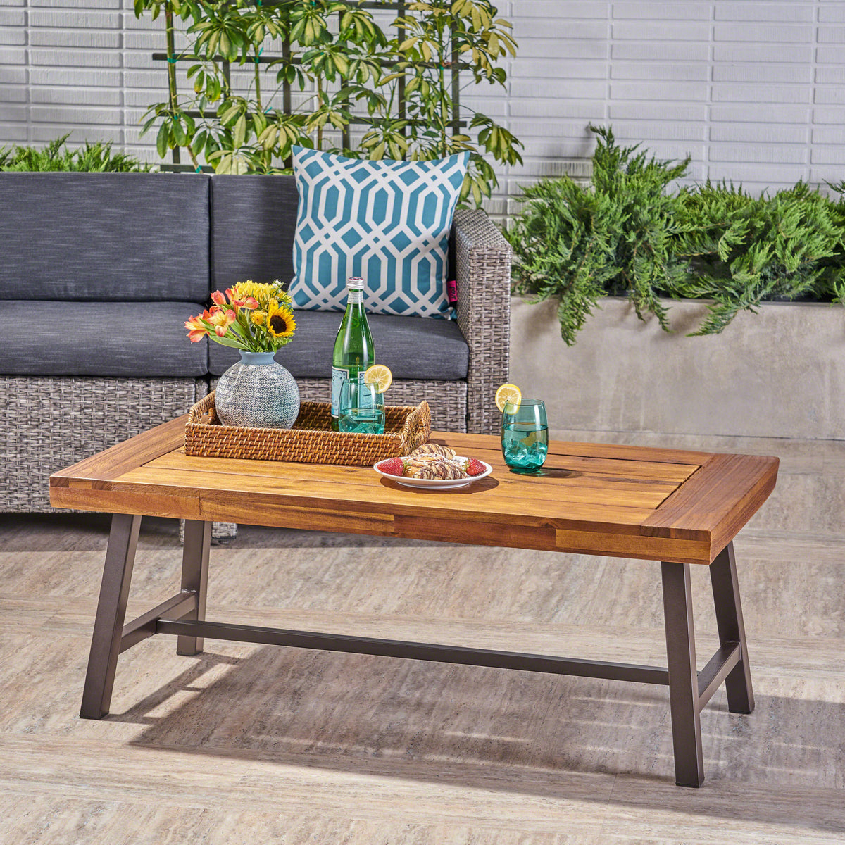Modern Industrial Acacia Wood Coffee Table – Sleek Slat Design with Powder-Coated Frame 62349-djyc