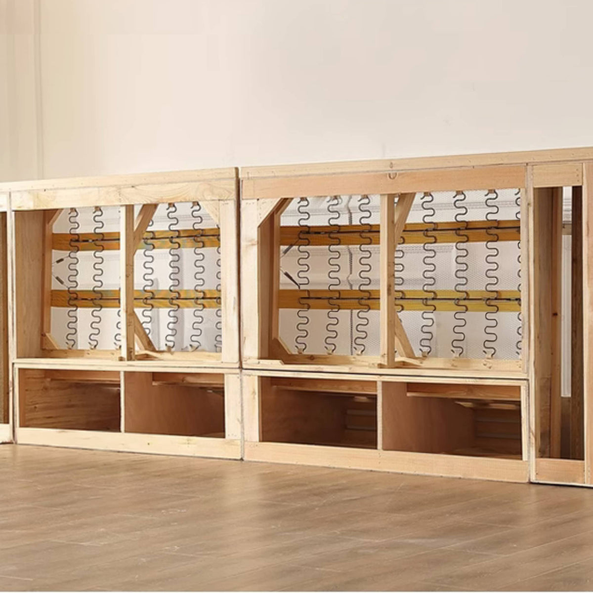 Luxurious Green Solid Wood Sofa with Premium Down Filling Hersa-1642