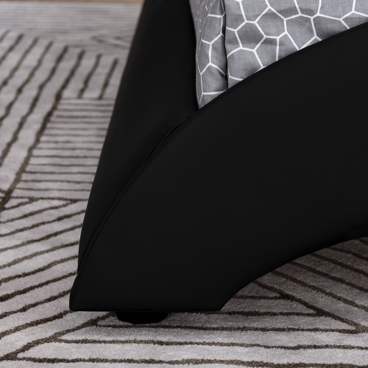 Queen Led Bed Frame Modern Faux Leather Upholstered Platform Bed Frame with RGB LED Lights and Headboard Wave Like Curve Low Profile Bed Frame,Wood Slats Support,Easy Assembly, Black W487P169716-djyc