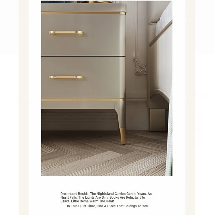 Elegant Solid Wood Nightstand with Multi-Layer Board and Gold Accent – Modern Two-Drawer End Table for Bedroom Storage fjfn-5275