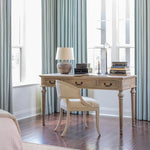 Elegant Oak Multi-Layer Board Table - Timeless Design for Home or Office Workspace fljgj-2109