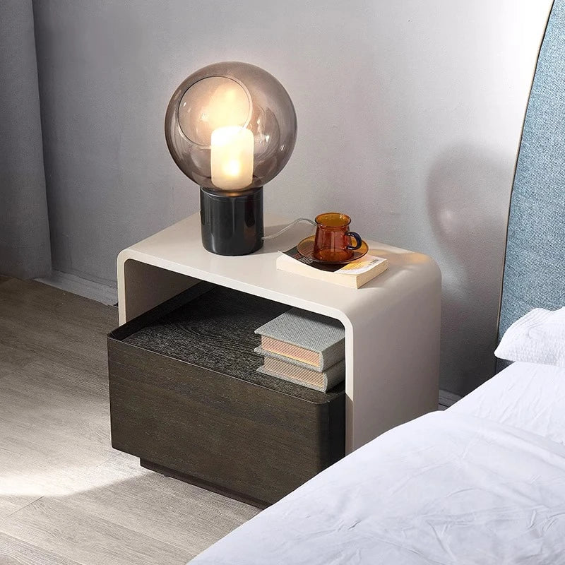 Modern Red Oak Bedside Cupboard with Minimalist Design – Stylish Nightstand for Bedroom Storage flsd-5188