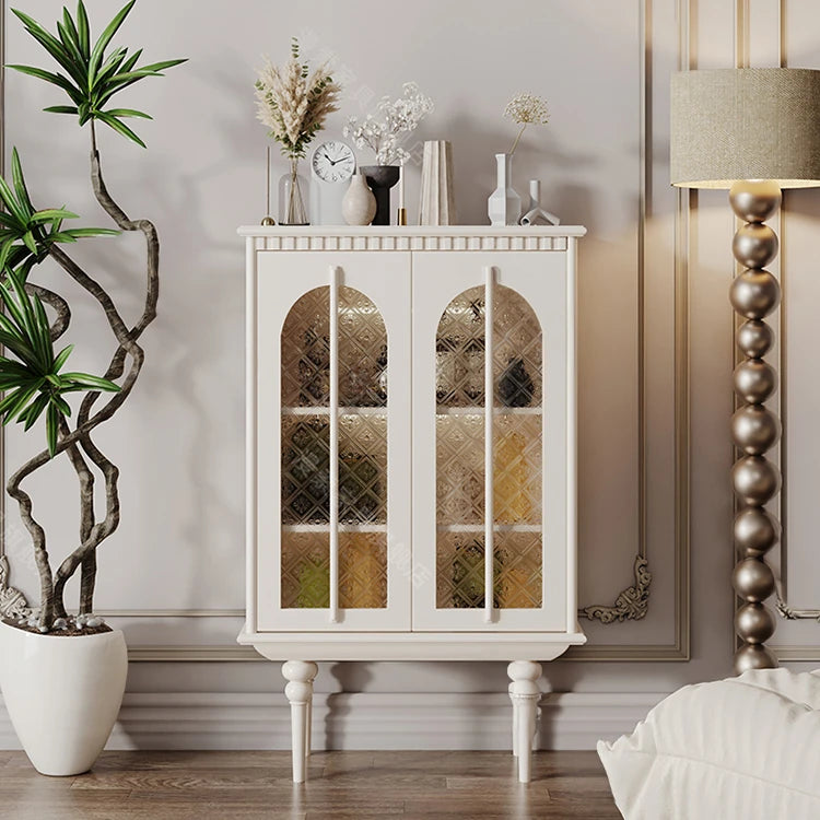 Elegant Beech Wood Cabinet with Intricate Glass Design fmsjj-4207