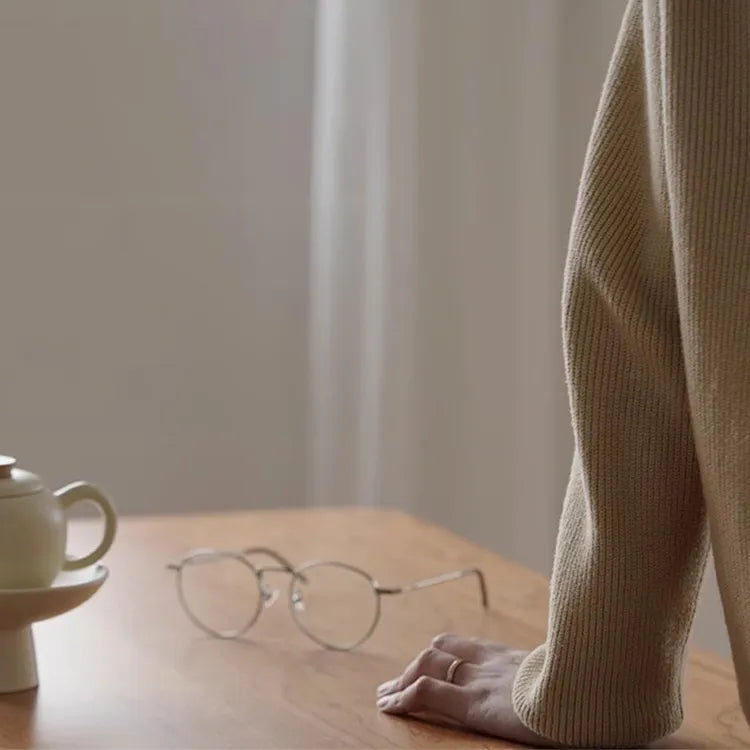 Elegant Boxwood Dining Table with Space-Saving Foldable Design fpmxm-2765