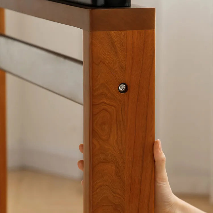 Elegant Cherry Wood Dining Table - Perfect for Stylish Gatherings fpmxm-2770