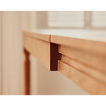 Stunning Oak and Cherry Wood Table - Elegant Design for Your Home fyg-654