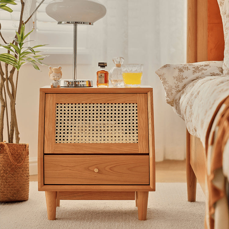Elegant Cherry Wood Bedside Cupboard with Glass and Rattan Accents fyg-676