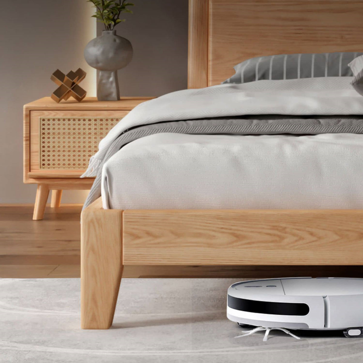 Stunning Natural Oak and Pine Wood Bed - Elegant and Durable hbzwg-634