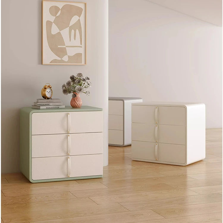 Stylish Solid Wood Nightstand with Faux Leather Finish – Modern 3-Drawer Bedroom Storage Solution hjd-3147