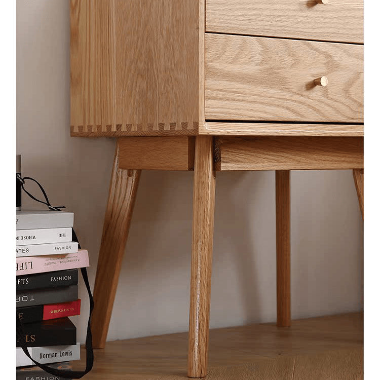 Elegant Oak Bedside Cupboard with Copper Accents in Natural Wood Finish hmzj-800