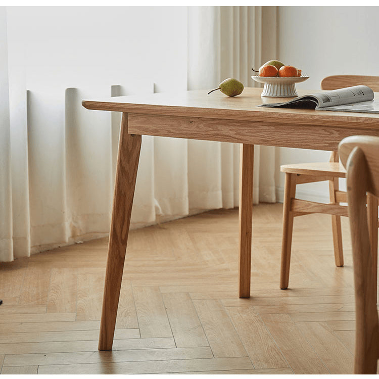 Stunning Red Oak Table in Natural Wood Finish – Perfect for Modern Homes hmzj-804