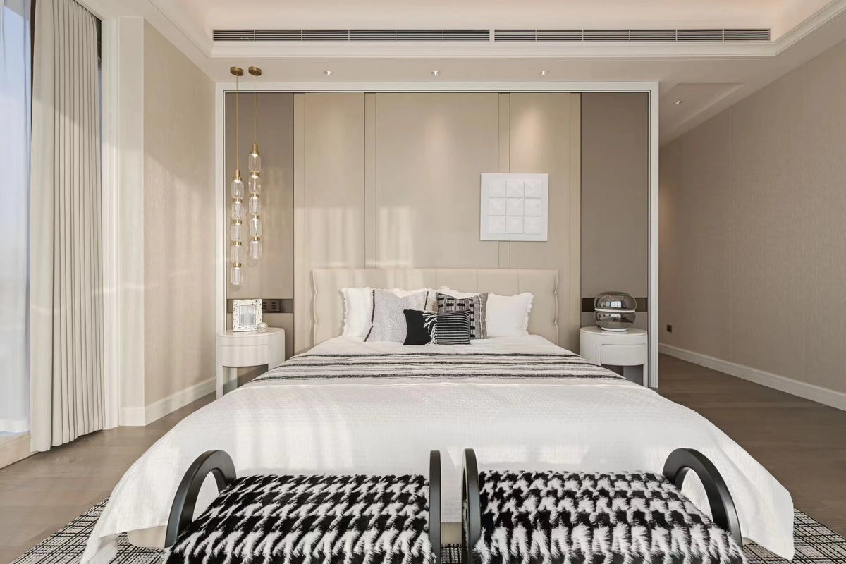 Stylish Ash Wood Stool with Foam and Polyester Cushion – Perfect for Modern Living Spaces hrn-5252