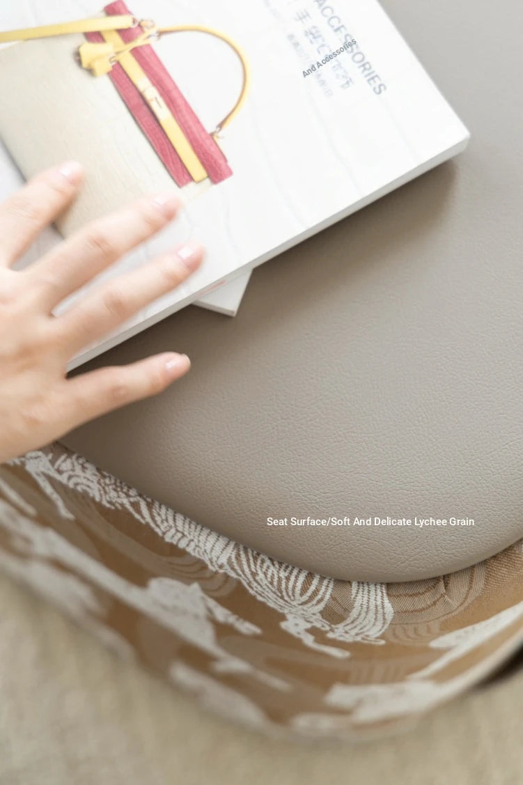 Stylish Synthetic Leather Stool with Unique Design - Comfortable and Versatile Home Accent Piece hrn-5254