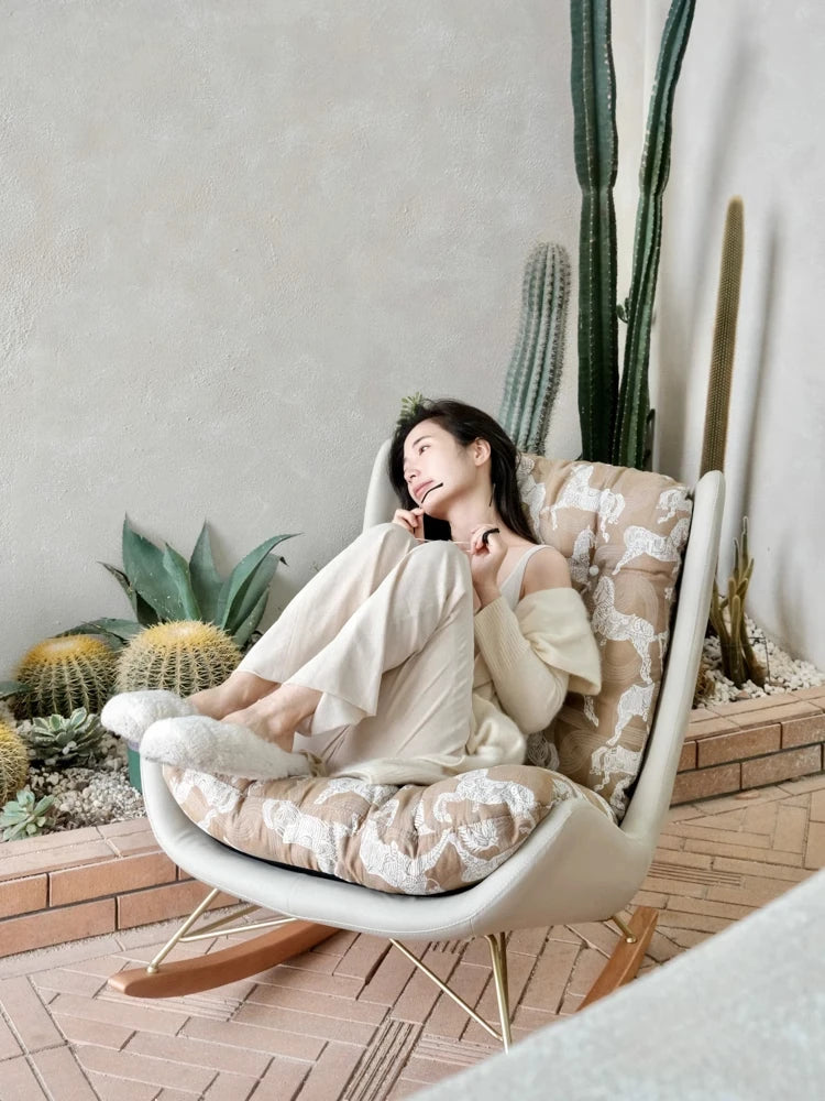 Luxurious Down & Silk Floss Rocking Chair with Beech Wood & Synthetic Leather Accent - Perfect for Stylish Relaxation hrn-5256