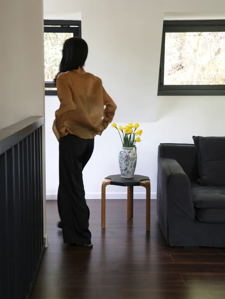 Stylish Cowhide and Ash Wood Stool - Modern Hexagonal Design for Any Space hrn-5262