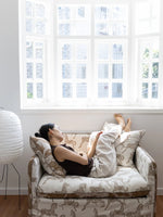 Luxurious Pine Chair with Down and Cotton-Ramie Upholstery – Perfect for Cozy Living Spaces hrn-5264