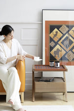 Stylish Elm Wood Nightstand with Removable Synthetic Leather Tray – Modern Multi-Functional Design hrn-5265