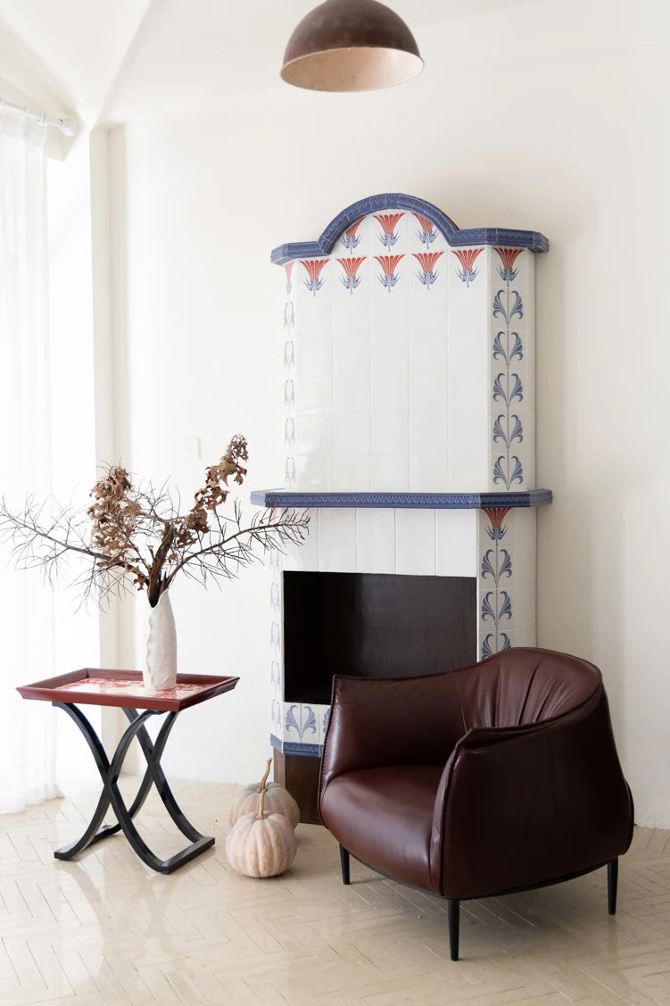 Elegant Birch Side Table with Floral Design – Modern Accent for Living Room or Bedroom hrn-5266