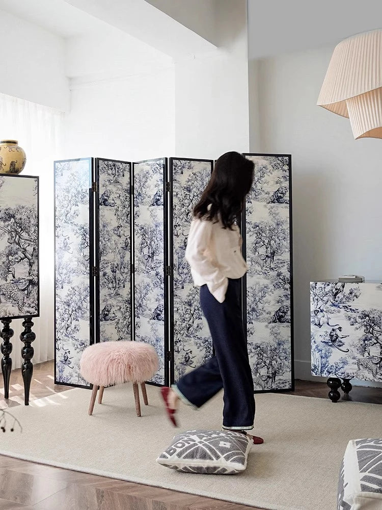 Elegant Birch Side Table with Floral Design – Modern Accent for Living Room or Bedroom hrn-5266