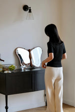 Unique Butterfly-Shaped Mirror with Solid Wood Frame - Hand-Cut Glass Design for Elegant Home Décor hrn-5268