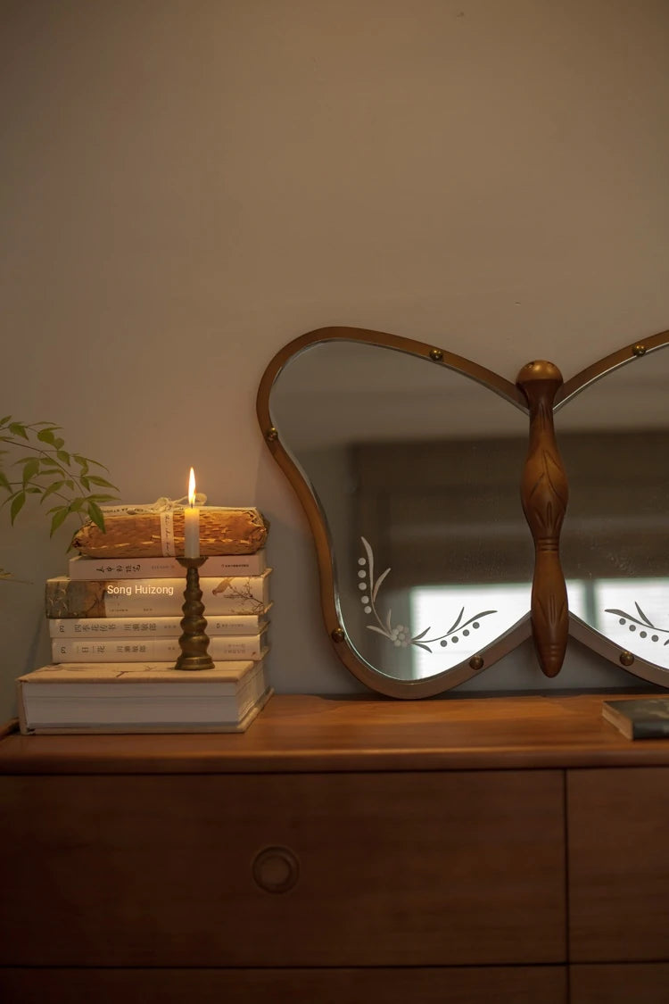 Unique Butterfly-Shaped Mirror with Solid Wood Frame - Hand-Cut Glass Design for Elegant Home Décor hrn-5268