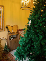 Unique Butterfly-Shaped Mirror with Solid Wood Frame - Hand-Cut Glass Design for Elegant Home Décor hrn-5268