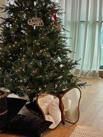 Unique Butterfly-Shaped Mirror with Solid Wood Frame - Hand-Cut Glass Design for Elegant Home Décor hrn-5268