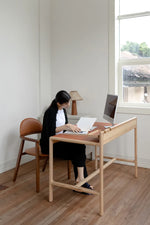 Stylish Ash Wood Computer Desk with Synthetic Leather Top - Modern Home Office Furniture hrn-5269