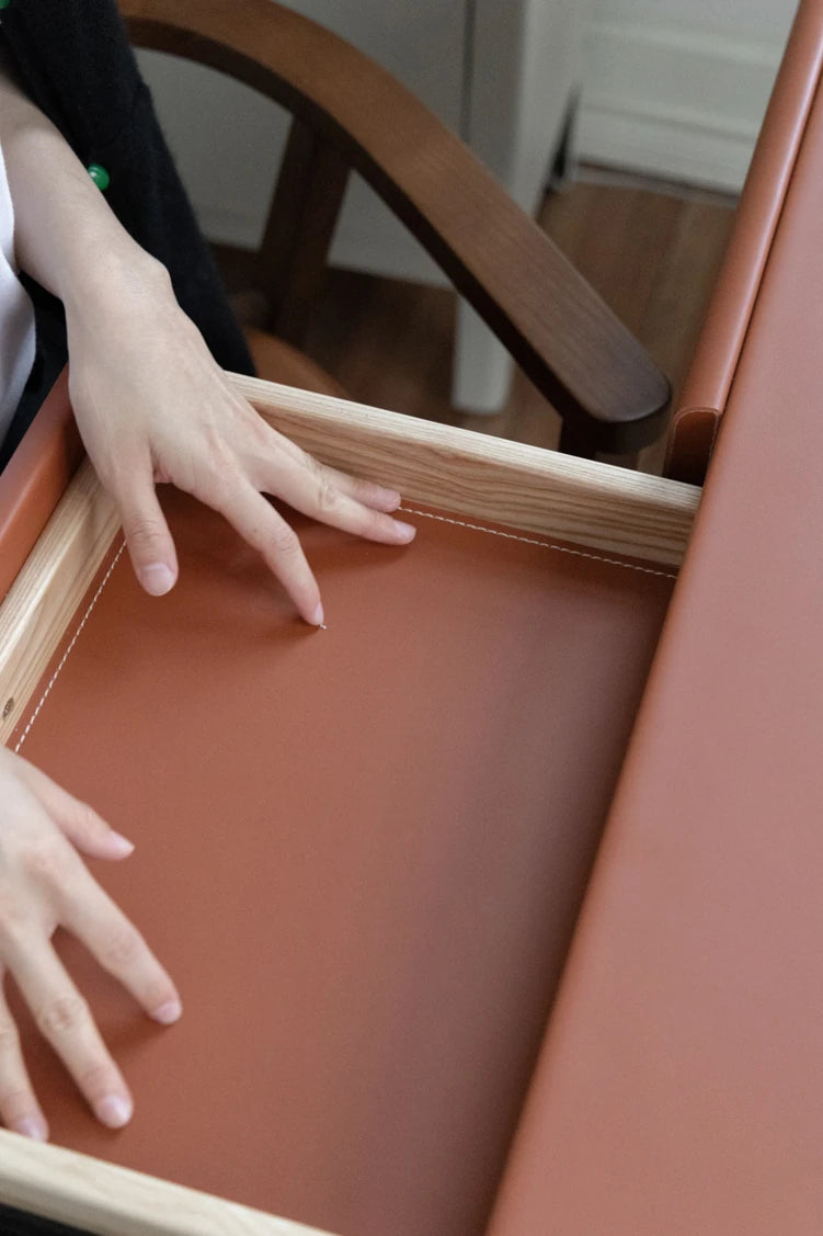 Stylish Ash Wood Chair with Synthetic Leather Upholstery – Modern Comfort for Your Home or Office hrn-5270