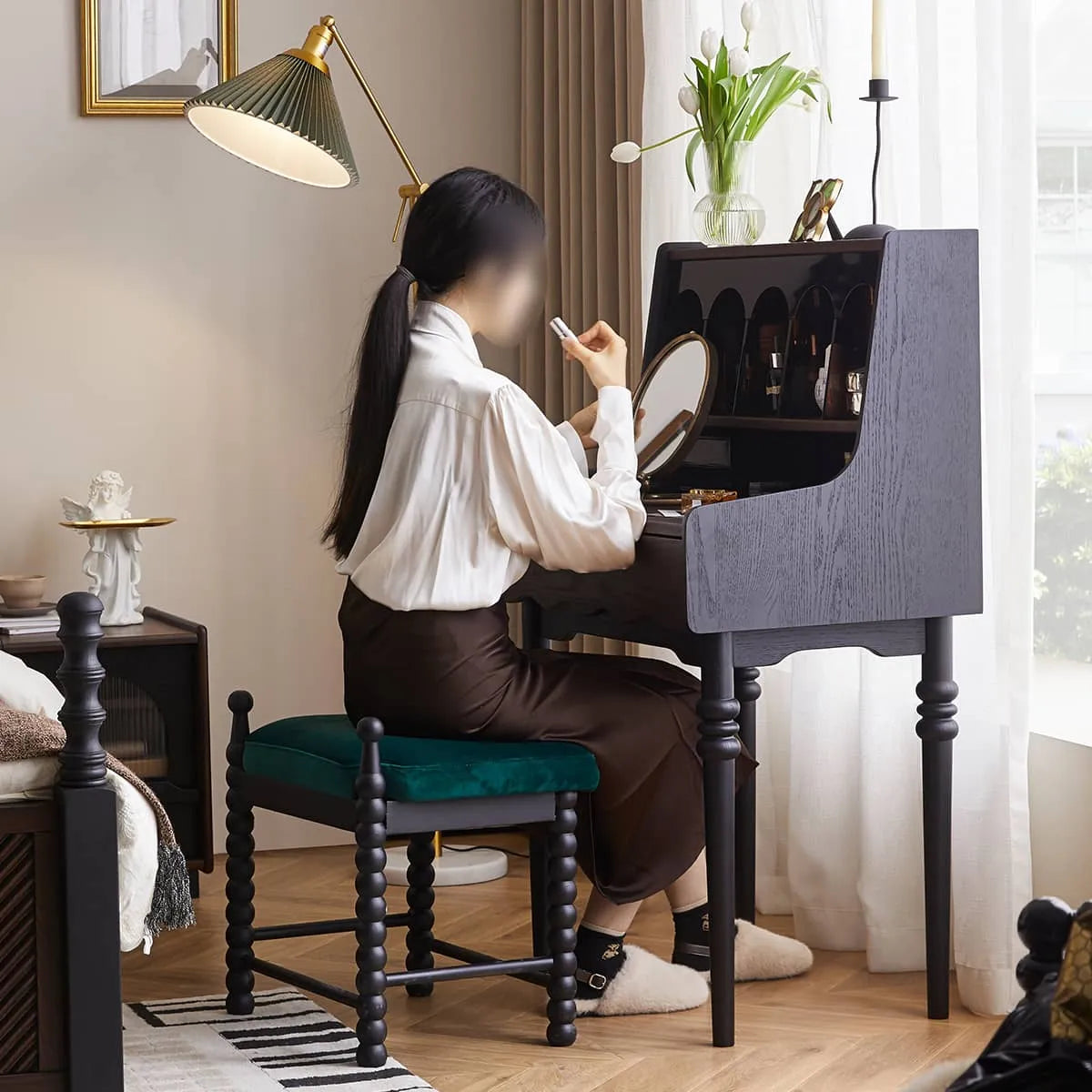Vintage-Inspired Red Oak Multi-Layer Cabinet: Elegant Storage Solution with Makeup Vanity Design hsmjx-4162