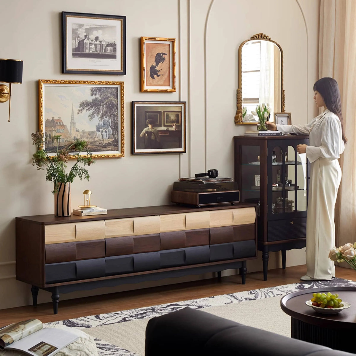 Mid-Century Modern TV Stand with Red Oak Multi-Layer Board - Stylish Storage Solution hsmjx-4169