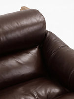 Stylish Ash Wood Armchair with Down Stuffing, Premium Cowhide Leather, and Synthetic Leather Upholstery for Modern Living Spaces hsms-4931
