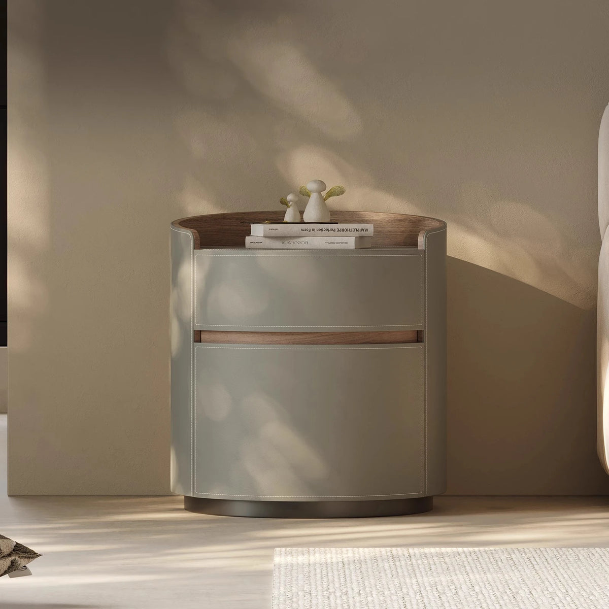 Elegant Round Bedside Cupboard with Multi-layer Board & Synthetic Leather Finish - Stylish Storage Solution for Modern Bedrooms hxy-5167