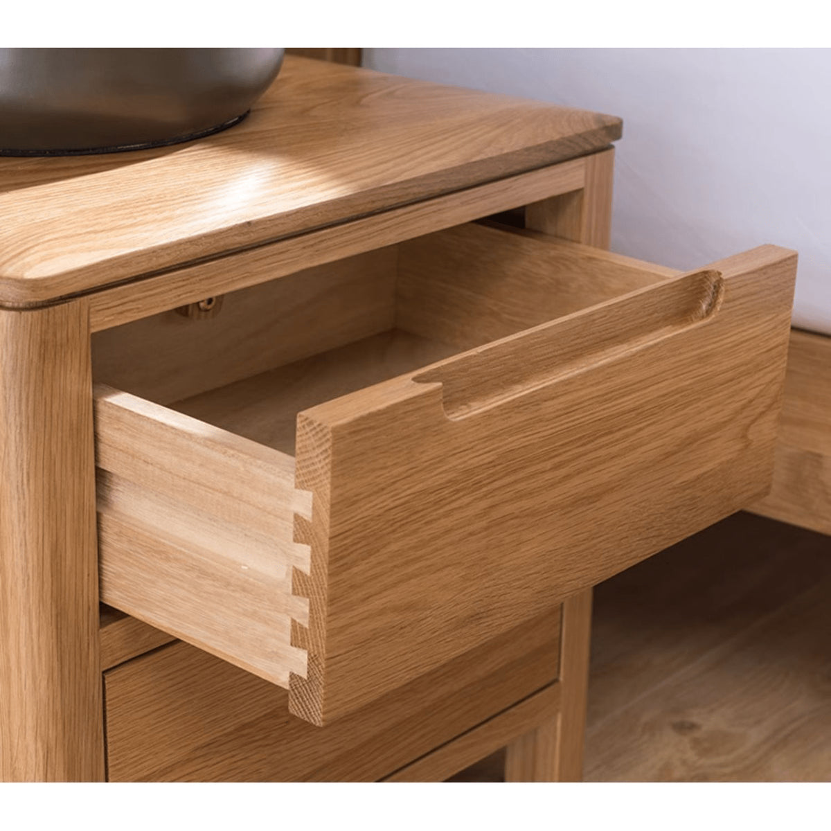Natural Brown Oak & Tung Wood Bedside Cupboard - Stylish & Durable Nightstand hym-473