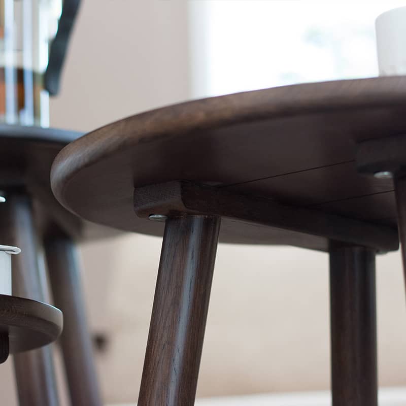 Elegant Brown Oak Wood Tea Table - Natural Finish, Perfect for Any Room hym-485