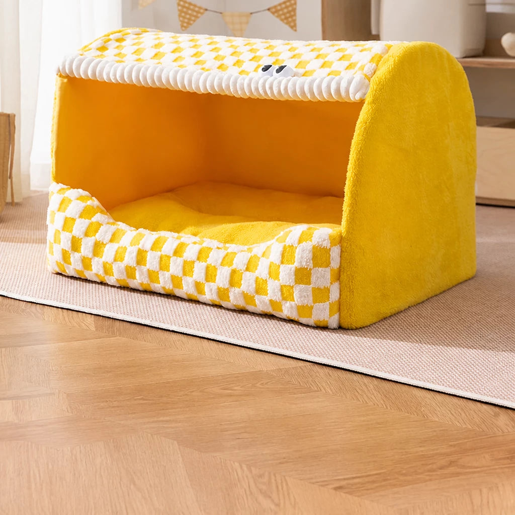 Enclosed Dog Bed with House-Style Design