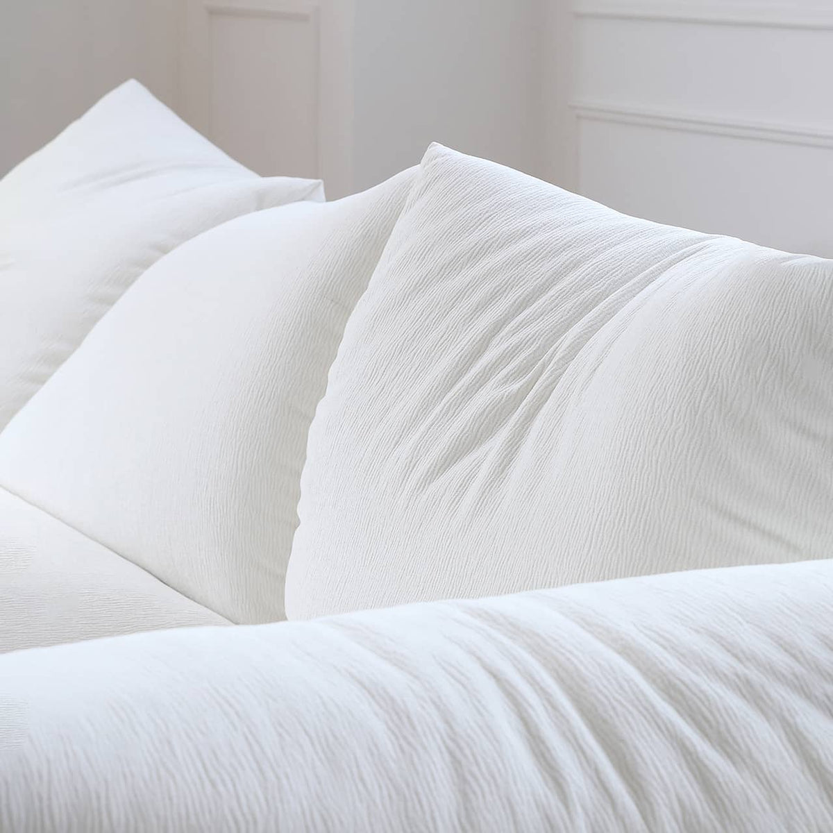 Luxurious White Pine Chenille Sofa with Plush Down Cushioning my-352