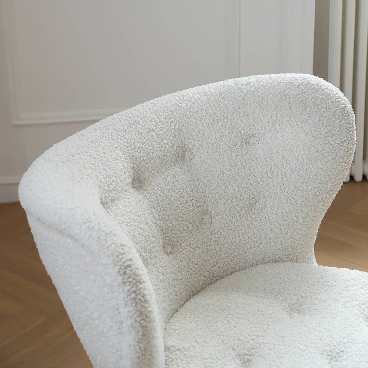 Luxurious White Walnut Wood Chair with Soft Faux Lambswool Upholstery my-361