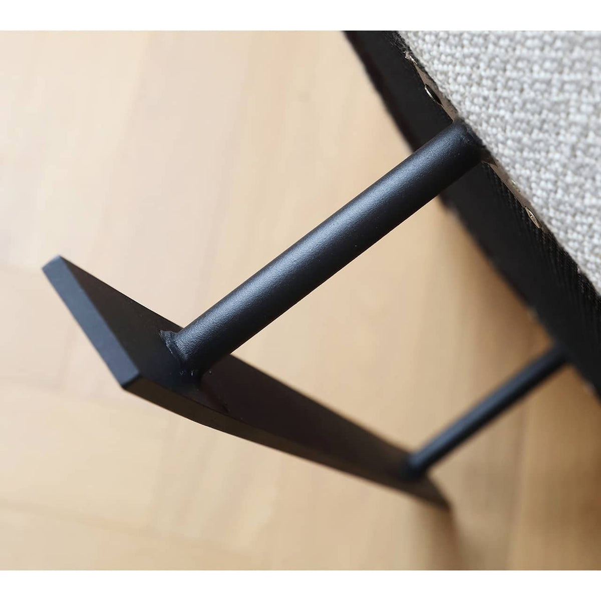 Contemporary Light Gray Sofa - Pine Wood Frame with Soft Cotton-Ramie Blend Upholstery my-364