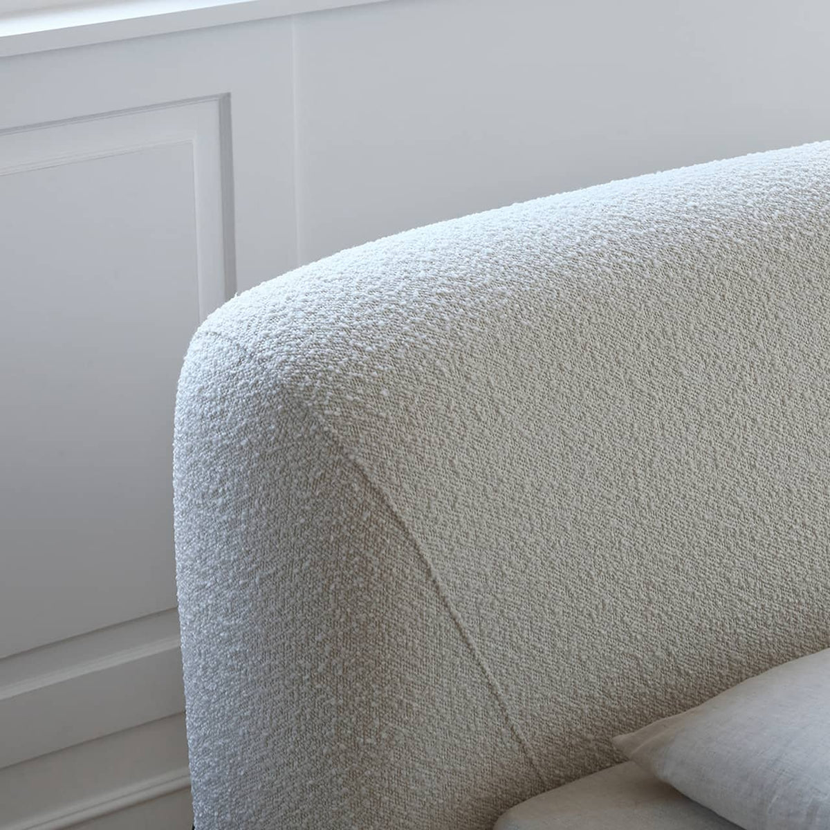 Elegant Bed Frame in White Pine & Ash Wood - Premium Quality and Craftsmanship my-375