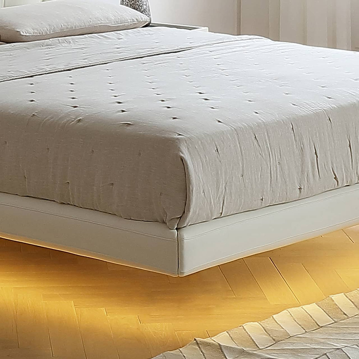 Stylish Bed Frame with Light Brown Pine and Leather Finish my-376