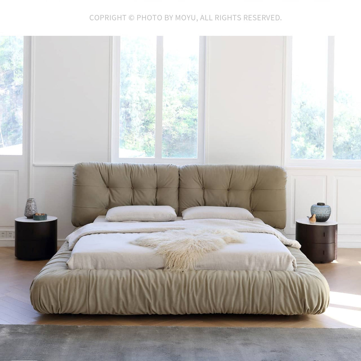 Luxurious Gray Pine Suede Down Bed for Ultimate Comfortmy-377
