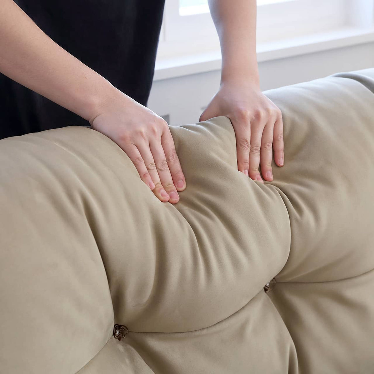 Luxurious Gray Pine Suede Down Bed for Ultimate Comfortmy-377