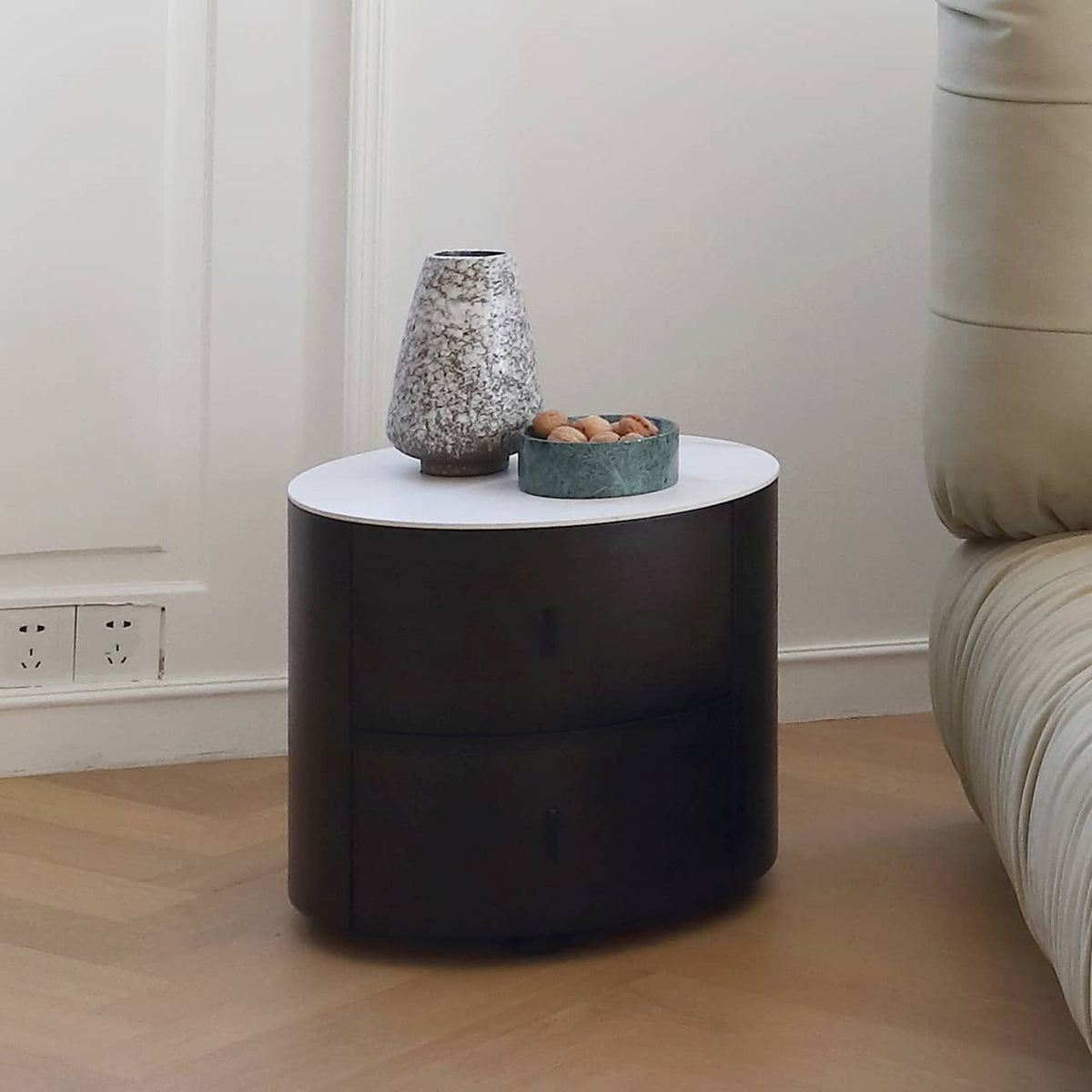 Luxurious Gray Pine Suede Down Bed for Ultimate Comfortmy-377