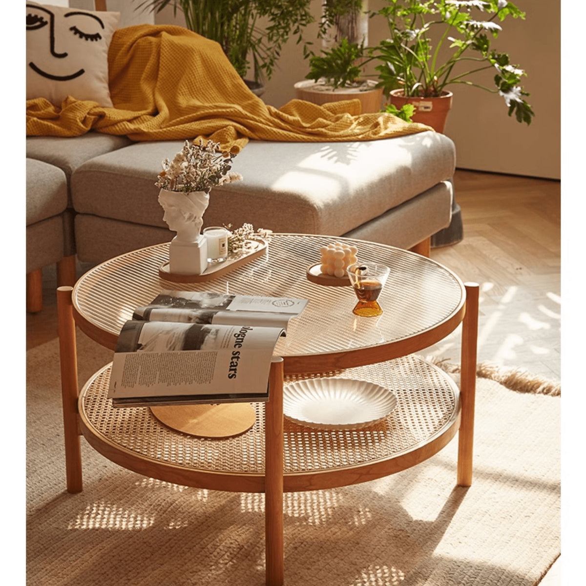 Stunning Black & Cherry Wood Tea Table with Glass Top and Rattan Weaving yw-169