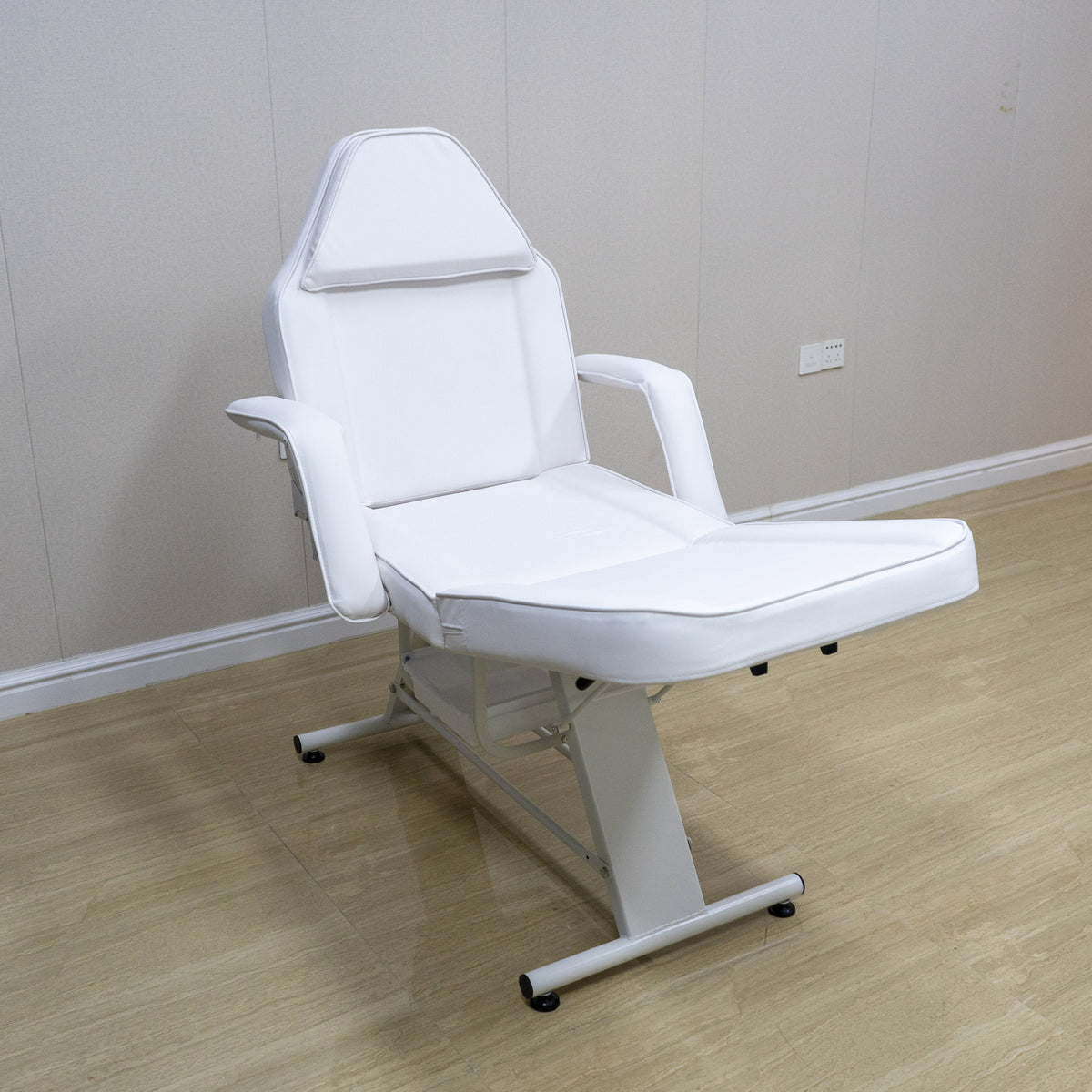 Tattoo Chair for Client, Facial Beds for Esthetician Adjustable 3-Section Lash Tattoo Bed, 72 Inches Facial Spa Chair Professional Tattoo Chair for Artist Beauty Massage Salon, White W1767P195861-djyc