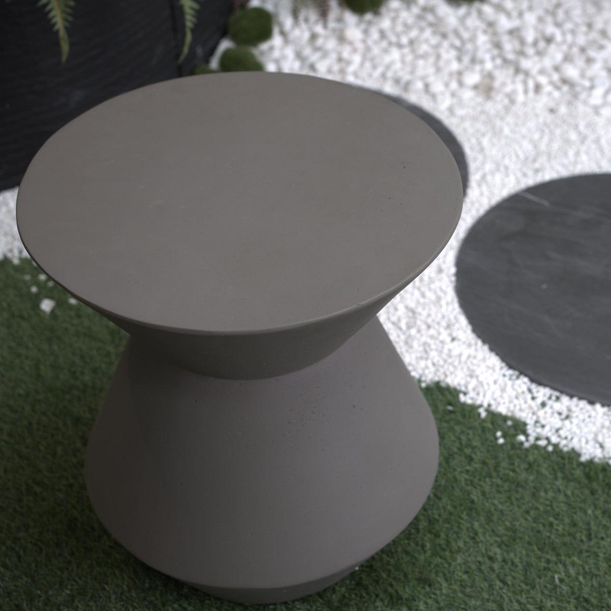 Decorative Garden Conner Table,18.1" H Modern Heavy Duty Patio Sturdy Faux Terrazzo Accent Table Side Table Plant Table for Indoor Outdoor W2734P194115-djyc