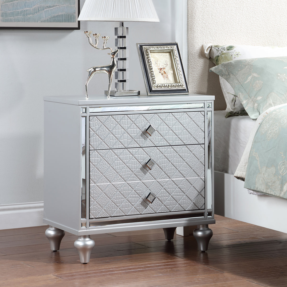 Contemporary Nightstands with mirror frame accents, Bedside Table with two drawers and one hidden drawer, End Table with Crystal Pull for Living Room,Bedroom, Silver W1998131731-djyc